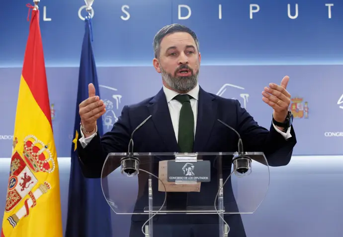 Vox critica la «voracidad legislativa» de Bruselas y aboga por una simplificación normativa en
