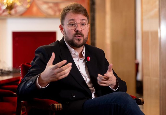 Compromís pide restringir el turismo: «No podemos recibir más visitantes
